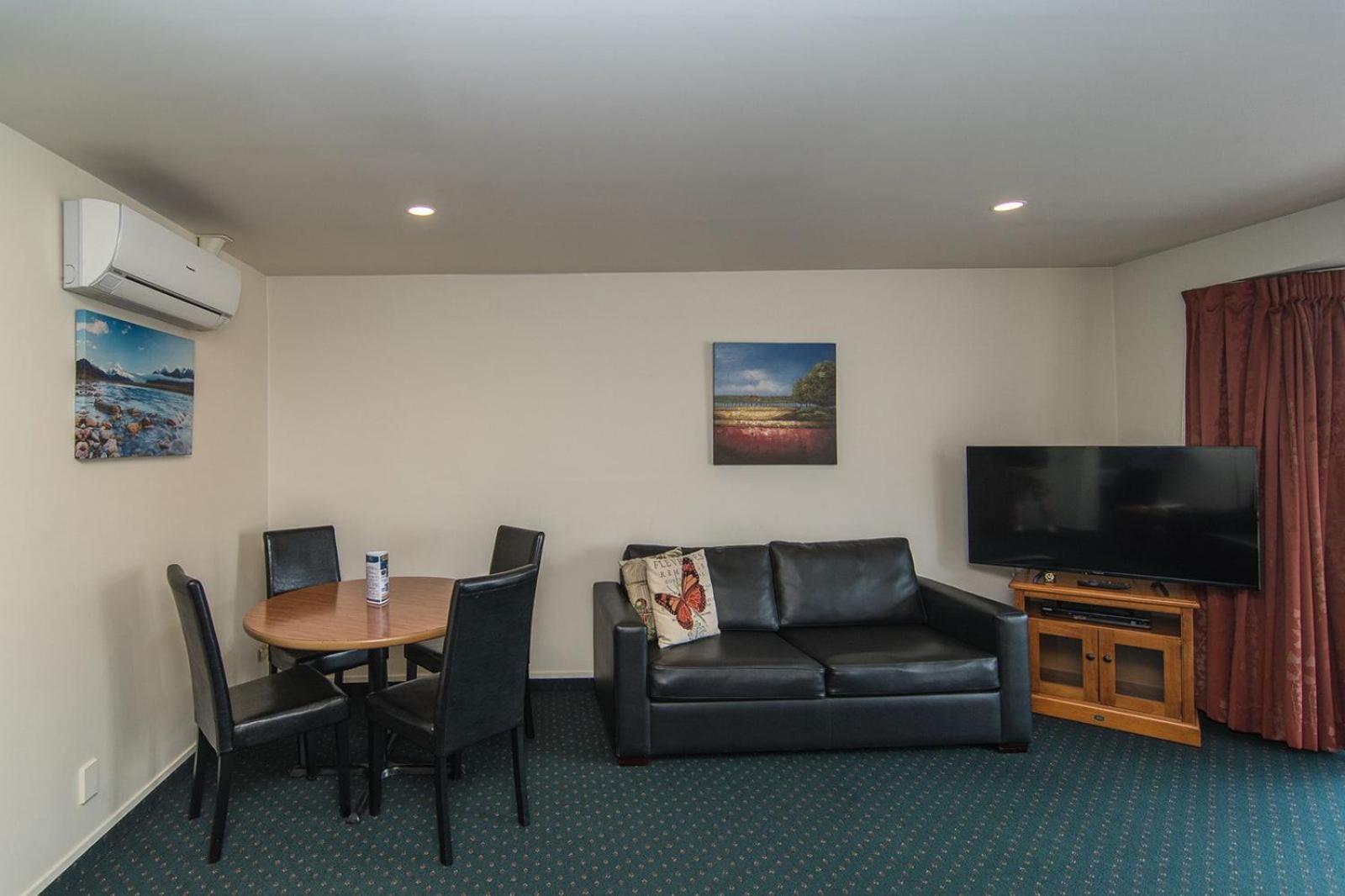 Asure Ashley Motor Lodge Timaru Bagian luar foto